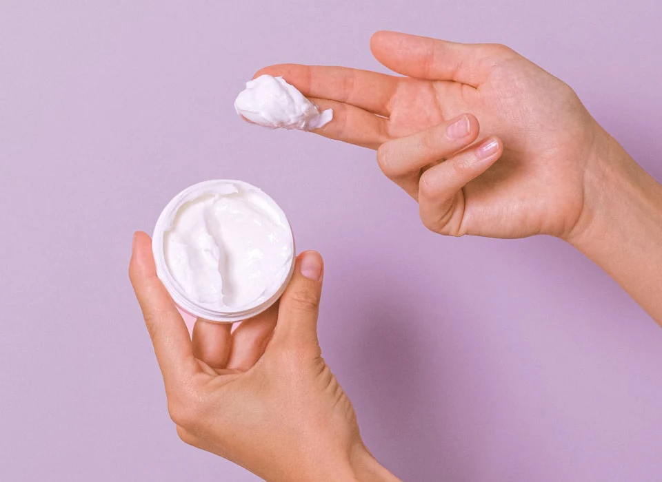 Hãy chăm sóc làn da của bạn một cách trọn vẹn.